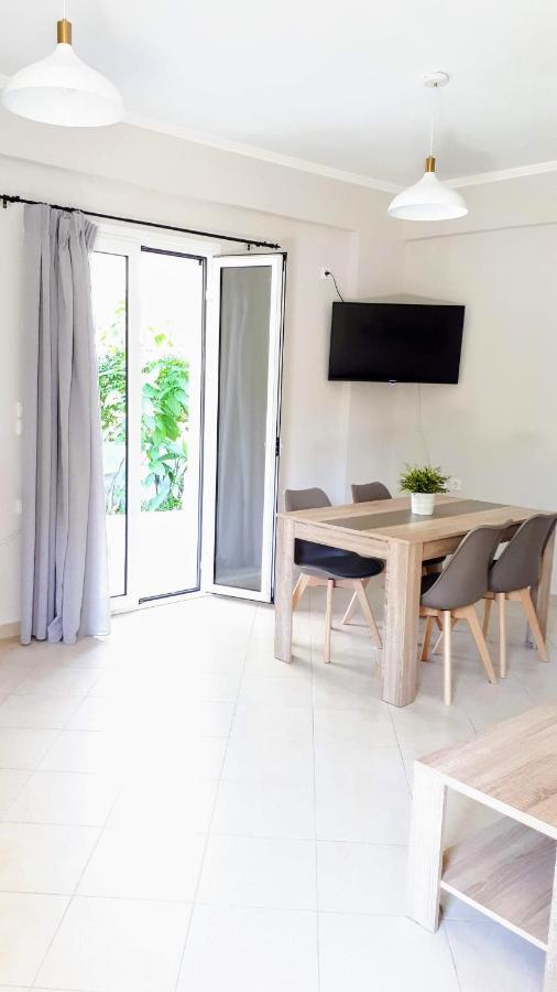 Elias Apartments 니드리 외부 사진